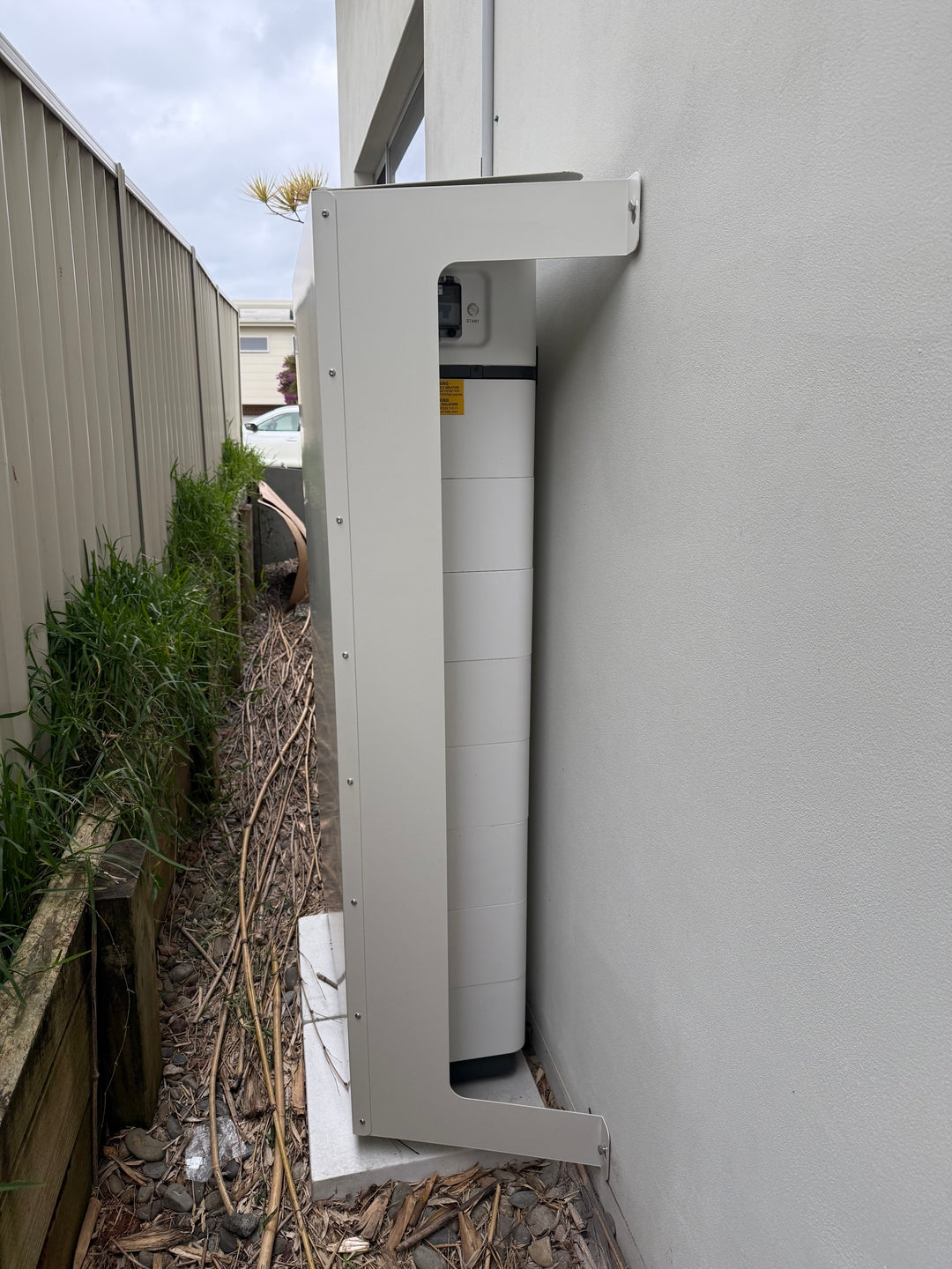 XL Solar Battery Cover installed - customer photo